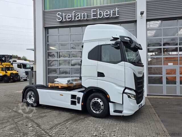 Iveco AS440S58T/P, ADR Gefahrgut AT,EXII,EXIII,FL Iveco AS440S58T/P, ADR Gefahrgut AT,EXII,EXIII,FL