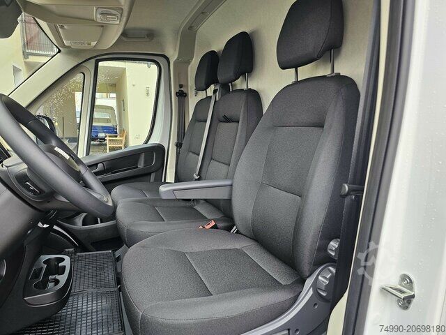 High top van Fiat Ducato 35 L3H2 180PS 13m³ Voll-LED 260° CarPlay