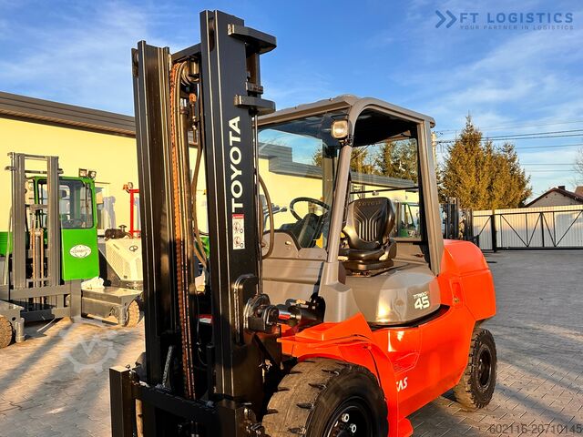 Stivuitor Toyota 42-4FD40 / DIESEL / 4500KG / DUPLEX / FO