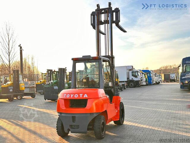 Stivuitor Toyota 42-4FD40 / DIESEL / 4500KG / DUPLEX / FO