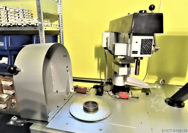 Uitbalanceermachine KKT 10 VM - Schenck Vertikalmaschine Auswuchtmaschine und Lohnwuchten