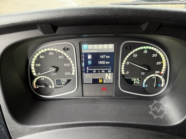Vrachtauto met open laadbak Mercedes-Benz Atego 1227 Kran MKG 96