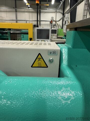 Injection molding machine 470 E 1000-290 Golden Electric