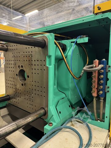 Injection molding machine 470 E 1000-290 Golden Electric