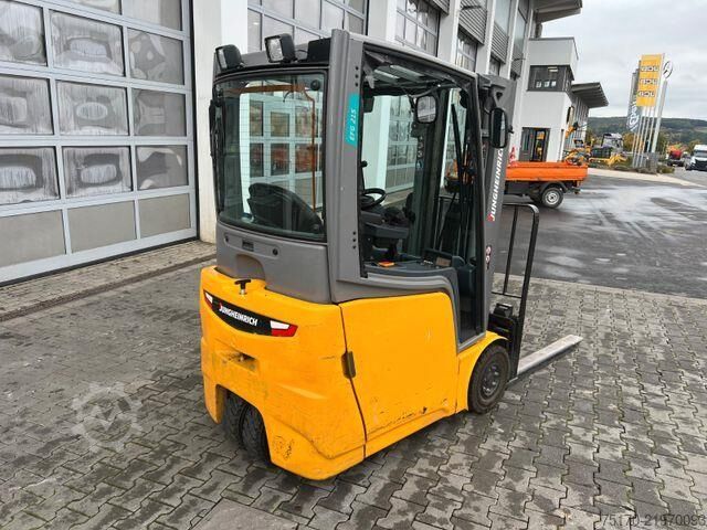 Gabelstapler Jungheinrich EFG 215 / Triplex 4.25m / 1.851h / Batterie 2023