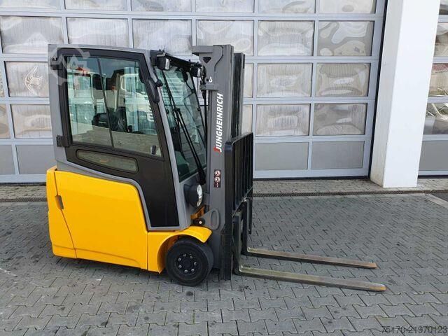 Gabelstapler Jungheinrich EFG 215 / Triplex: 4.25m! / SS / 4.166h / 2024