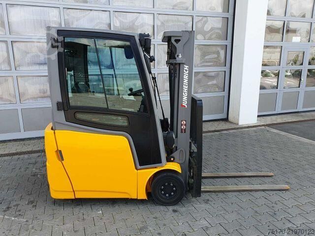 Gabelstapler Jungheinrich EFG 215 / Triplex: 4.25m! / SS / 4.166h / 2024