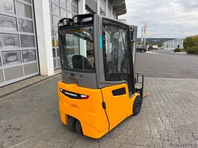 Gabelstapler Jungheinrich EFG 215 / Triplex: 4.25m! / SS / 4.168h / 2024