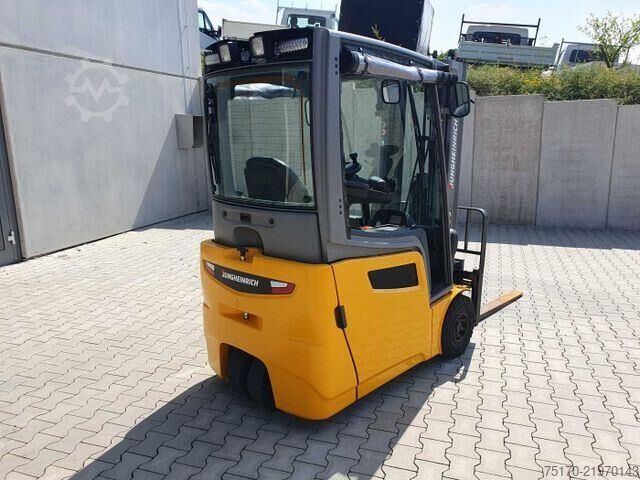 Heftruck Jungheinrich EFG 215 / Triplex: 4.25m! / SS / nur 2.184h!