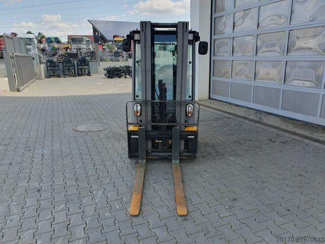 Heftruck Jungheinrich EFG 215 / Triplex: 4.25m! / SS / nur 2.184h!