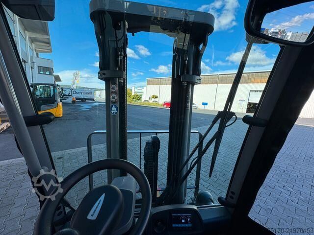 Heftruck Jungheinrich EFG 215 / Triplex: 4.25m! / SS / nur 2.865h!