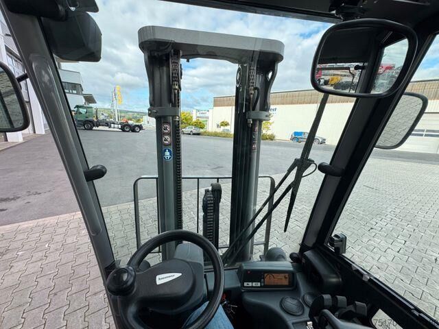 Motostivuitor Jungheinrich EFG 215 / Triplex: 4.25m! / SS / nur 716h!