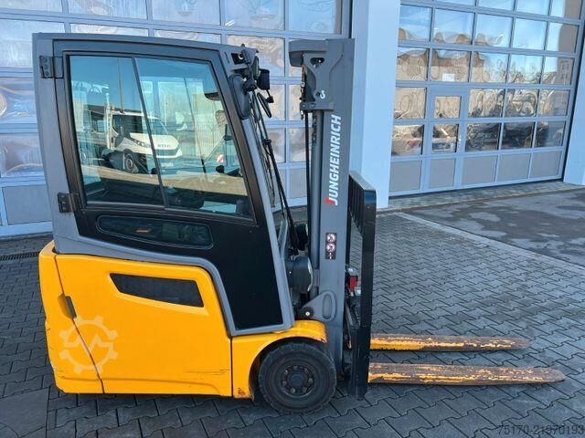 Motostivuitor Jungheinrich EFG 215 / Triplex: 4.25m! / SS / nur 995h! Waage