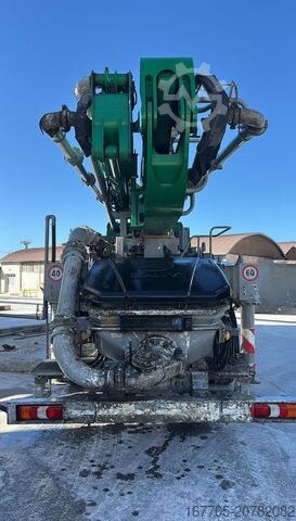 Betonpumpen-LKW Mercedes-Benz Arocs 3246