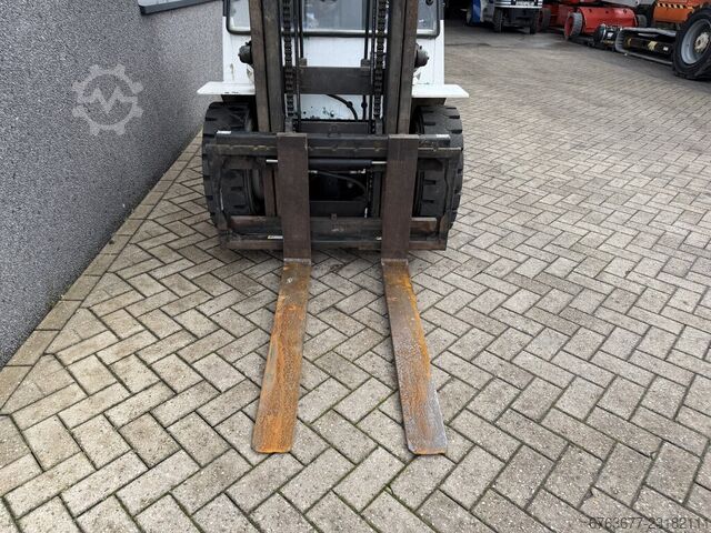 Mitsubishi FD30 Duplo 360 Sideshift Diesel 1995 MITSUBISHI FD30 Duplo 360 Sideshift Diesel 1995