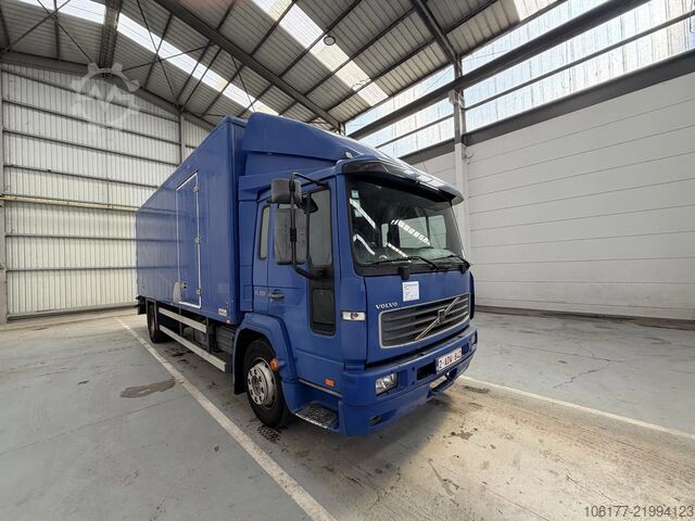 Hladnjača i zamrznuti transport Volvo FL 220  121651 km airco