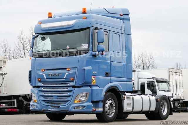 Standard tractor unit DAF XF 530 Retarder XL-Tank Standklima Euro 6