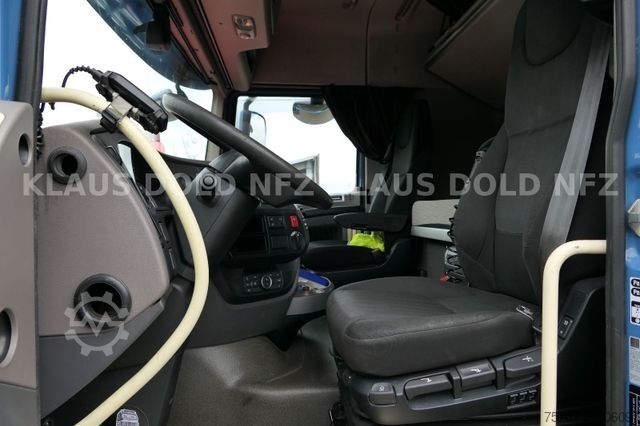 Standard tractor unit DAF XF 530 Retarder XL-Tank Standklima Euro 6