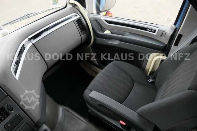 Standard tractor unit DAF XF 530 Retarder XL-Tank Standklima Euro 6