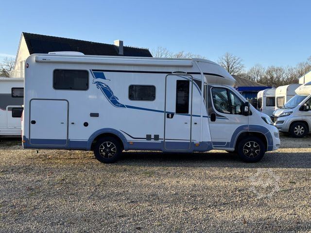 Semi-integrated camper BÜRSTNER Delfin IT 690 G Klima, AHK, SAT/TV, Navi,Markise