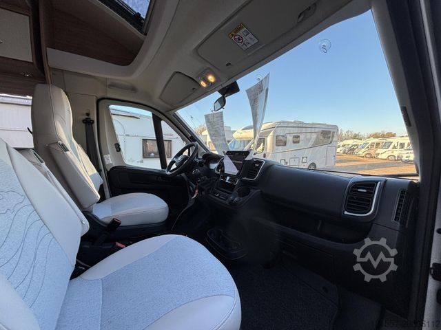 Semi-integrated camper BÜRSTNER Delfin IT 690 G Klima, AHK, SAT/TV, Navi,Markise