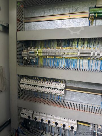 Centro di tornitura e fresatura CNC Spinner TC77-SMCY