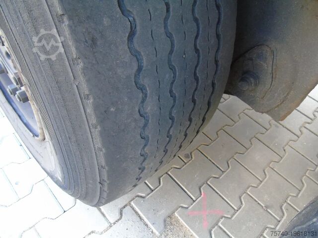 Trasporto refrigerato/congelato Pacton 3x SAF + carrier vector 1800 + lift