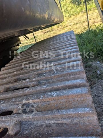 Pásový bagr VOLVO EC 220 / SW + 2 Löffel