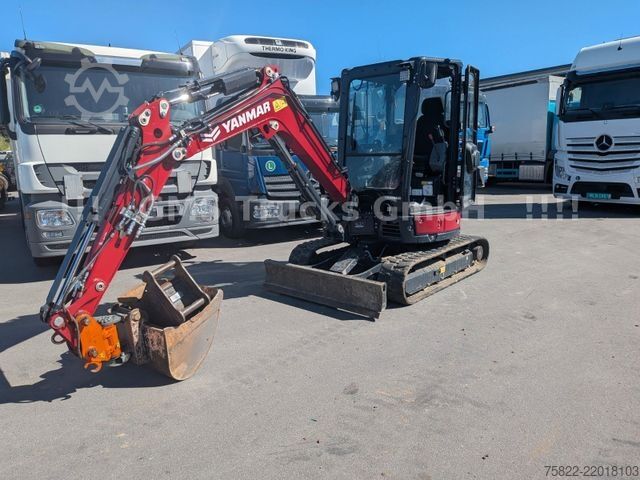 Minikotró YANMAR VIO 33 - 6 / POWERTILT / 3 Löffel / D-Maschine