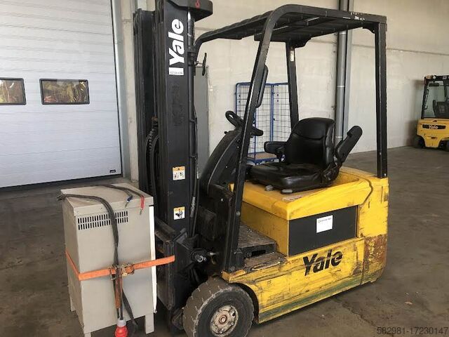 Forklift Yale ERP18ATF