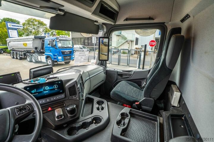Koffer MERCEDES ACTROS 2127 L+DHOLLANDIA 2T.