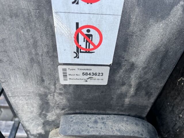 περονοφόρο ανυψωτικό με μετατόπιση ιστού BT RRE140H