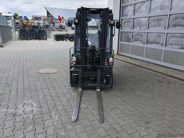 Carrello elevatore Linde E14 - 02 / Triplex: 4.00m! / SS / nur 1.777h!