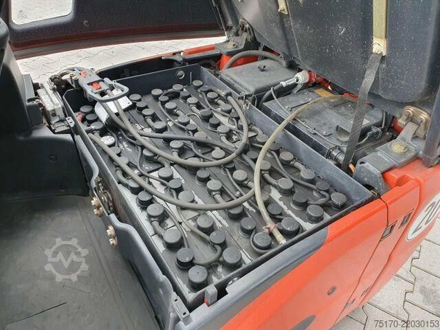 Carrello elevatore Linde E14 - 02 / Triplex: 4.00m! / SS / nur 1.777h!