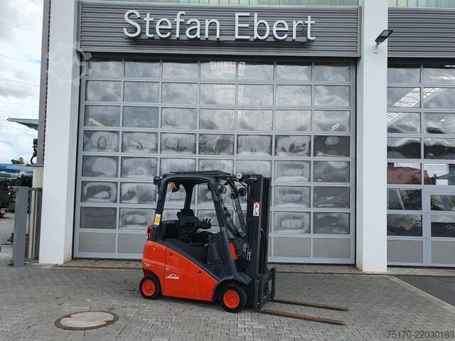 Carrello elevatore Linde H16 T-01 / 4,6m / nur: 3.260h / Gas / SS