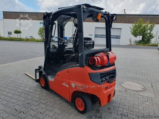 Carrello elevatore Linde H16 T-01 / 4,6m / nur: 3.260h / Gas / SS