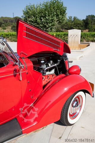 Klasični automobil FORD 1936 V.8 Roadster deluxe