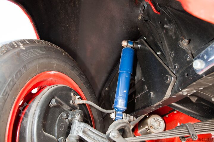 Klasični automobil FORD 1936 V.8 Roadster deluxe