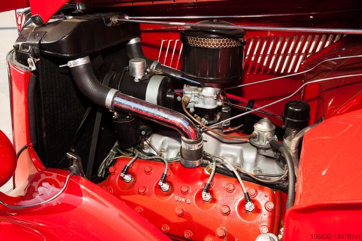 Klasični automobil FORD 1936 V.8 Roadster deluxe