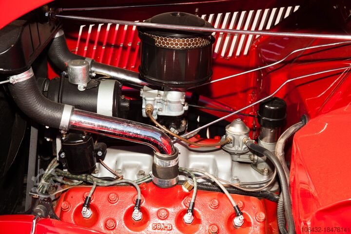 Klasični automobil FORD 1936 V.8 Roadster deluxe