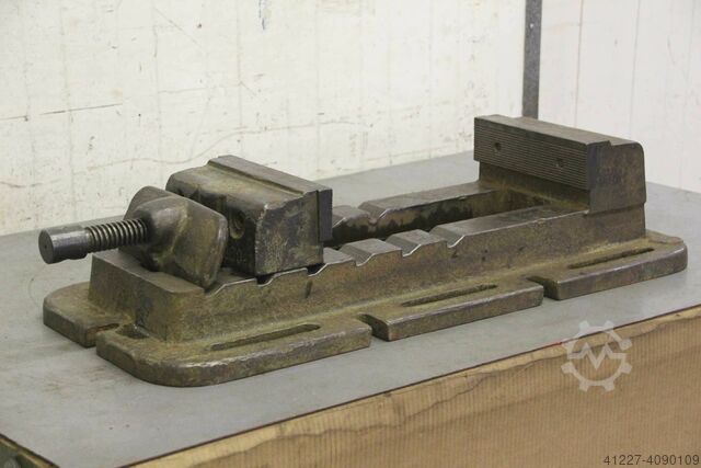 Maschinenschraubstock unbekannt Spannweite  385 mm