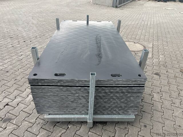 Yol plakaları / Geçiş plakaları dahil şase / YENİ  Fahrbahnplatten  / Fahrplatten inkl. Gestell / NEU