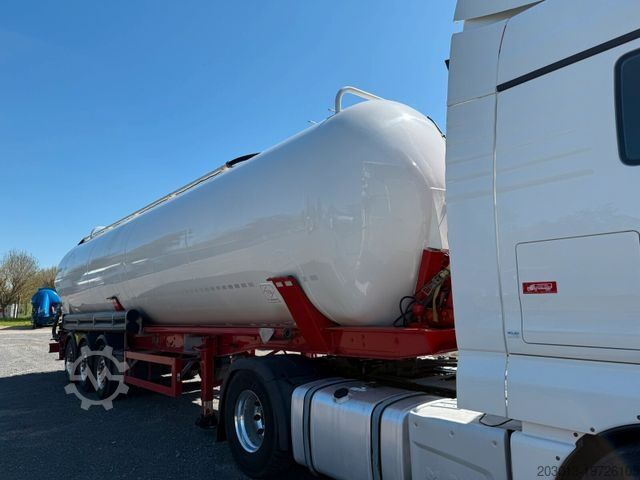 Silo oplegger FELDBINDER KIP 60.3 Silo 60.000 L 3 Achse ADR