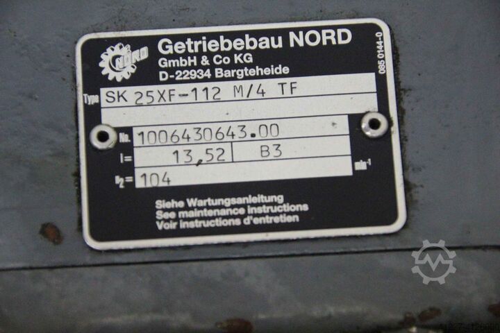 Motorreductor 4 kW 104 tpm Nord SK 25XF-112 M/4 TF