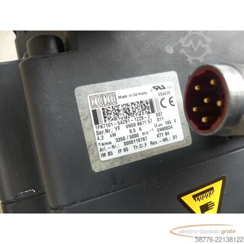 Besturingsunit KUKA 1FK7101-5AZ91-1ZZ9-Z S07 Servomotor SN: YFVN50667157011