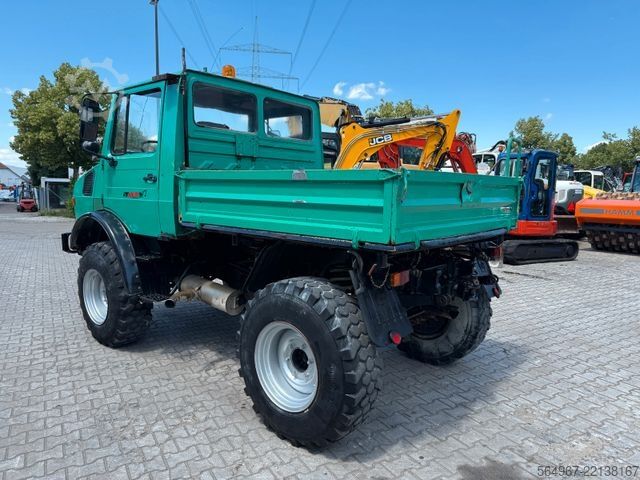 Driezijdige kipper bestelwagen MERCEDES-BENZ U1200 Unimog 3-Seiten-Kipper