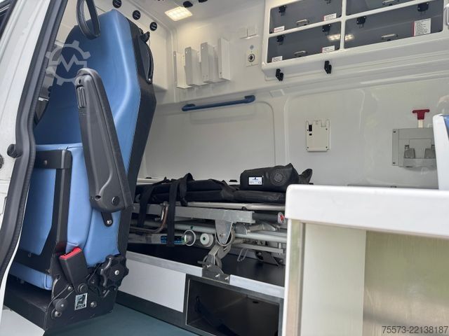 Autospecială de pompieri VOLKSWAGEN VW T6, 2.0 TDI, Blutbox, Trage und Sessel.