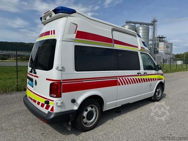 Autospecială de pompieri VOLKSWAGEN VW T6/1, 2.0 TDI,mit Rampe,Trage und Sessel