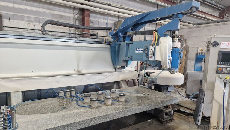 Centro de usinagem CNC Thibaut T108 A - V4
