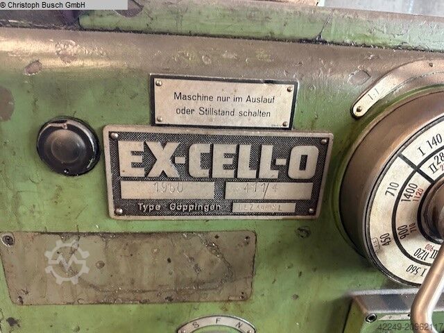 Leit- und Zugspindeldrehmaschine EX-CELL-O 411/4
